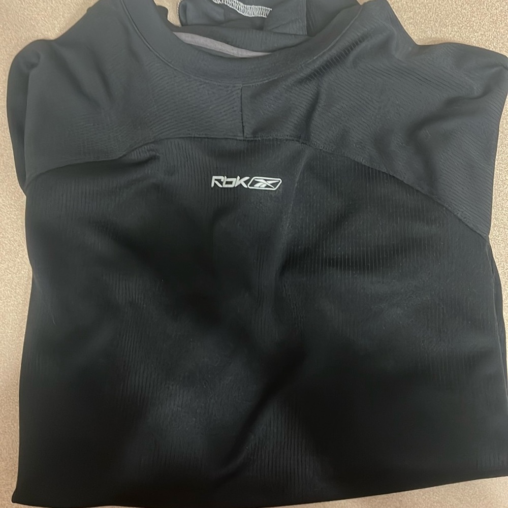 Black long sleeve 100%polyester